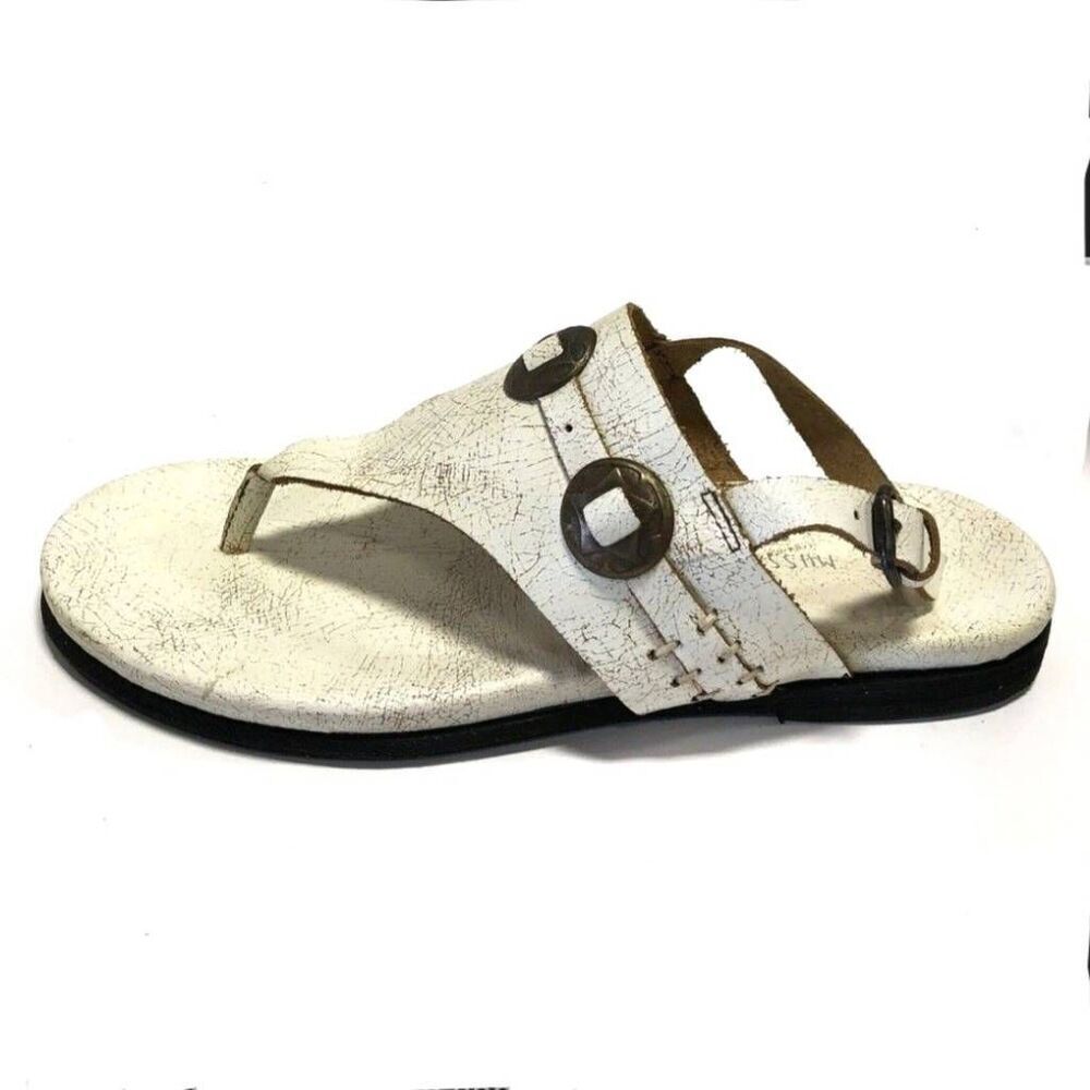 NWOT Musse & Cloud Miah T-Strap Sandals